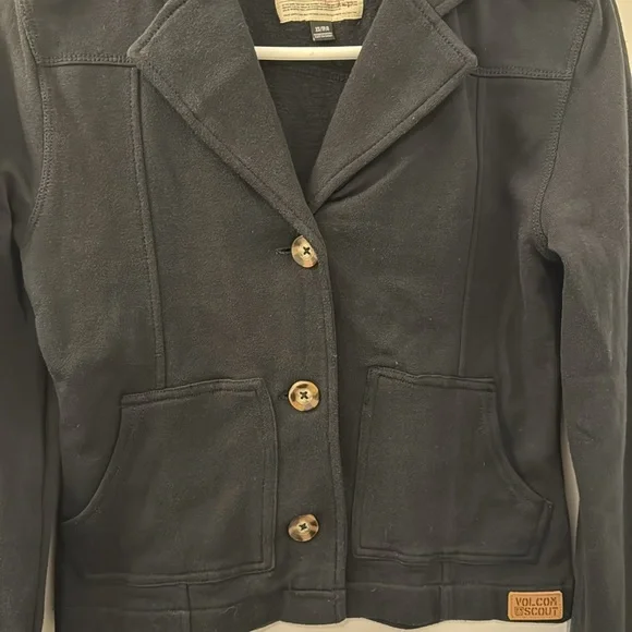 Blazer - Picture 3 of 4